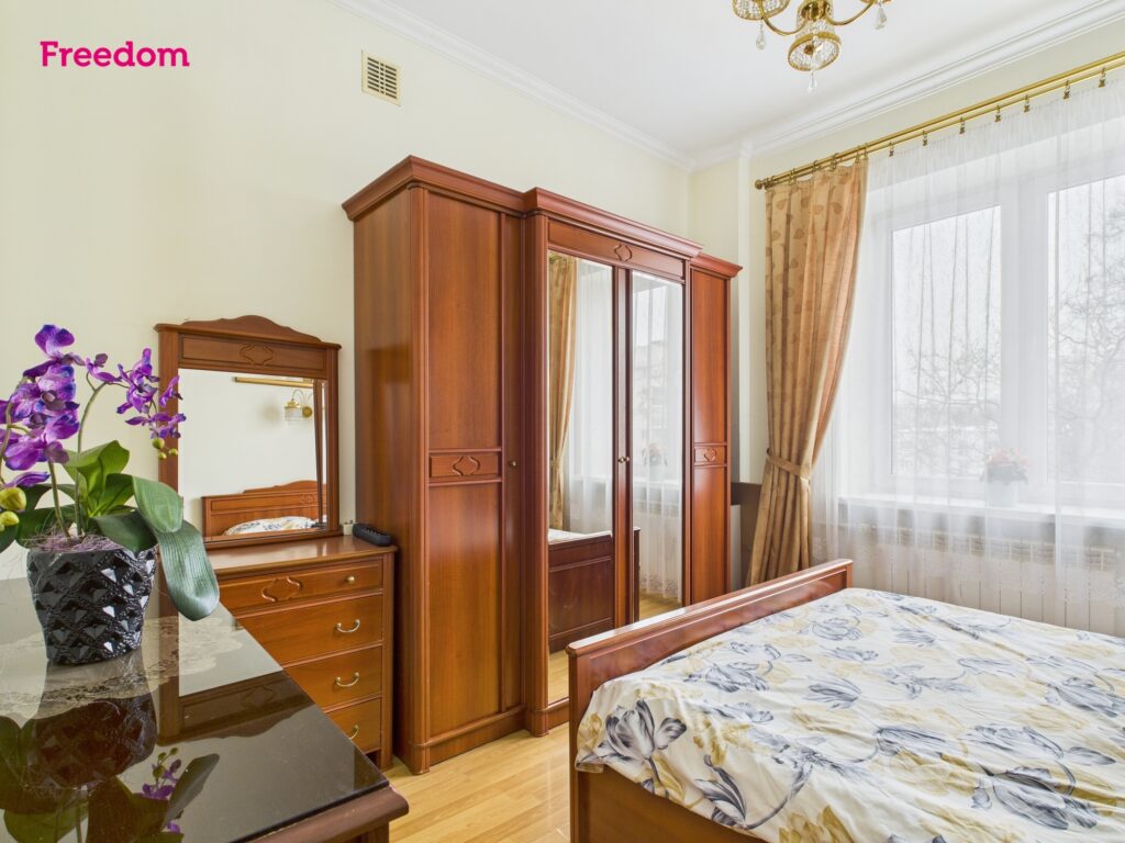 3-pokojowe mieszkanie w kamienicy | Wysokie sufity - zdjęcie 7