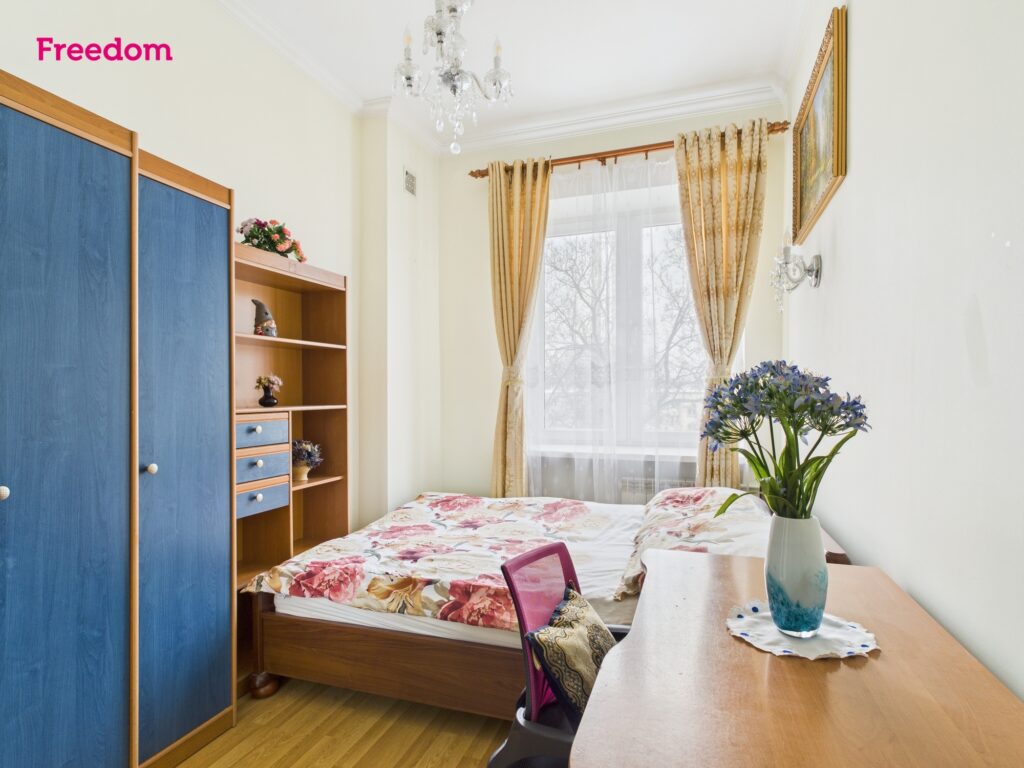 3-pokojowe mieszkanie w kamienicy | Wysokie sufity - zdjęcie 9