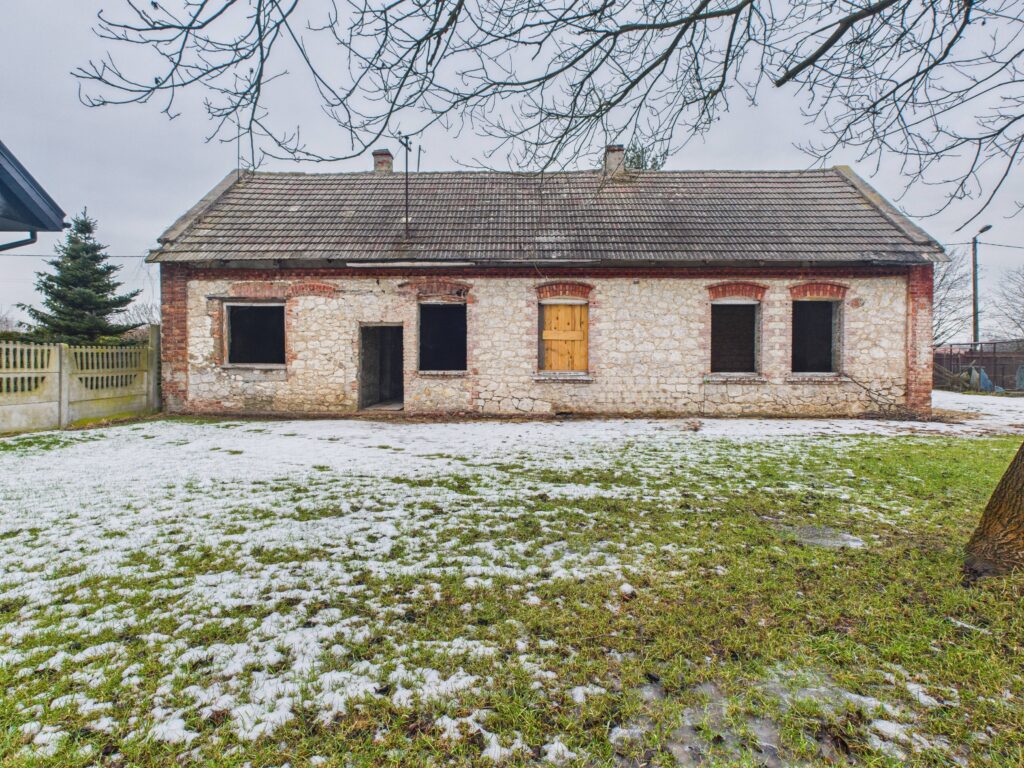 Dom z projektem na rozbudowę - zdjęcie 2