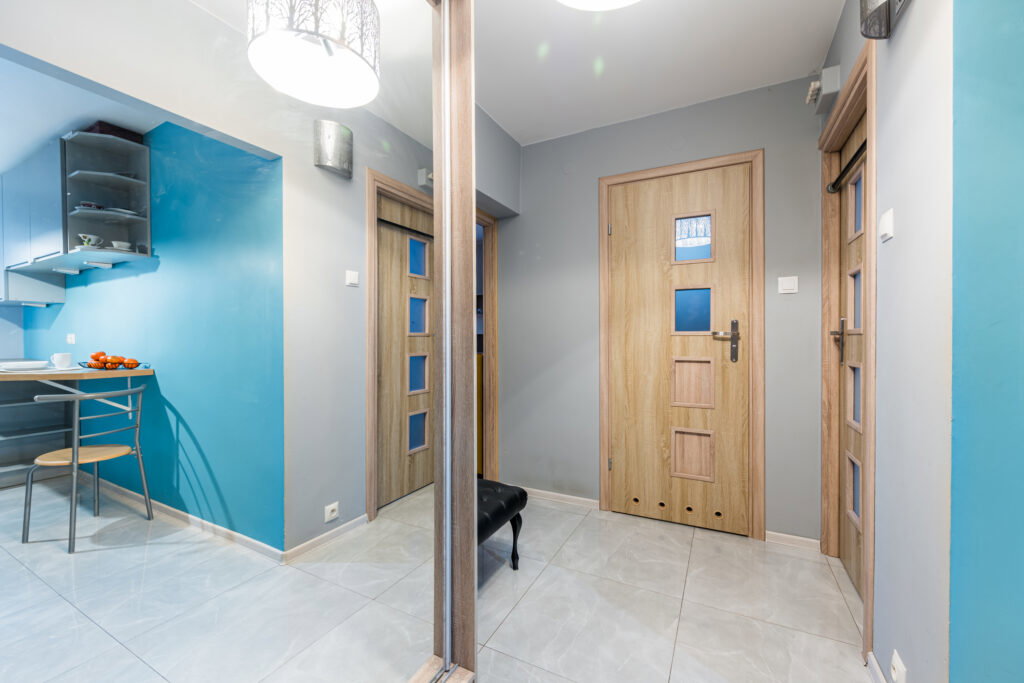 Ustawne M2 na Tarchominie z oddzielną kuchnią - zdjęcie 9