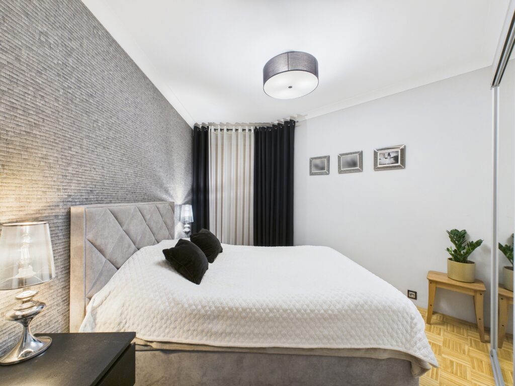 * dwa balkony * cegła * zamknięte osiedle * - zdjęcie 6