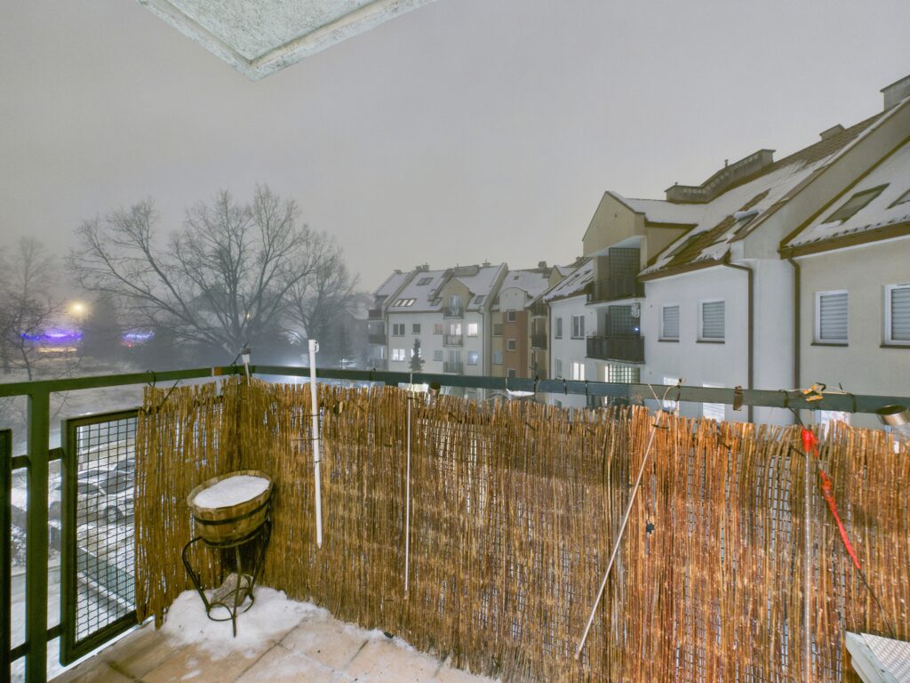 * dwa balkony * cegła * zamknięte osiedle * - zdjęcie 14