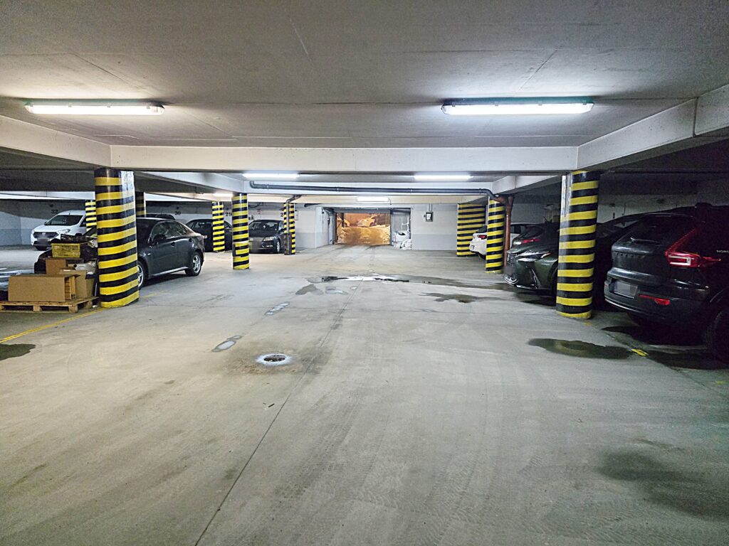 * dwa balkony * cegła * zamknięte osiedle * - zdjęcie 17