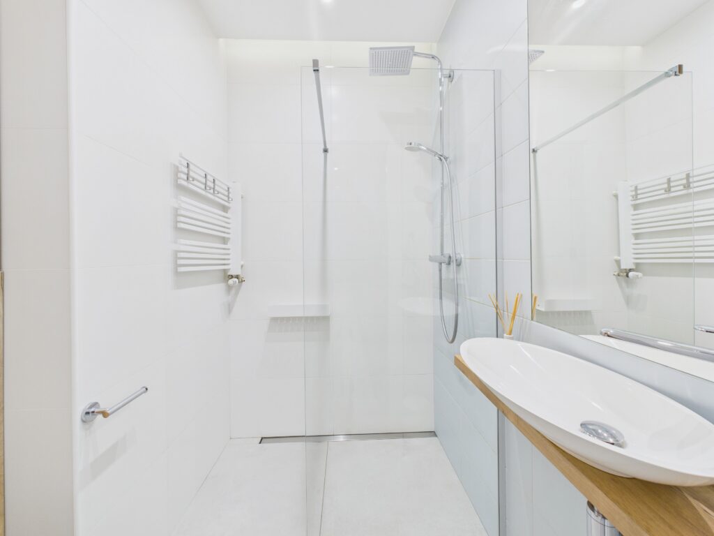 Apartament 94 m2, 4 pokoje, taras, 2 garaże - zdjęcie 8