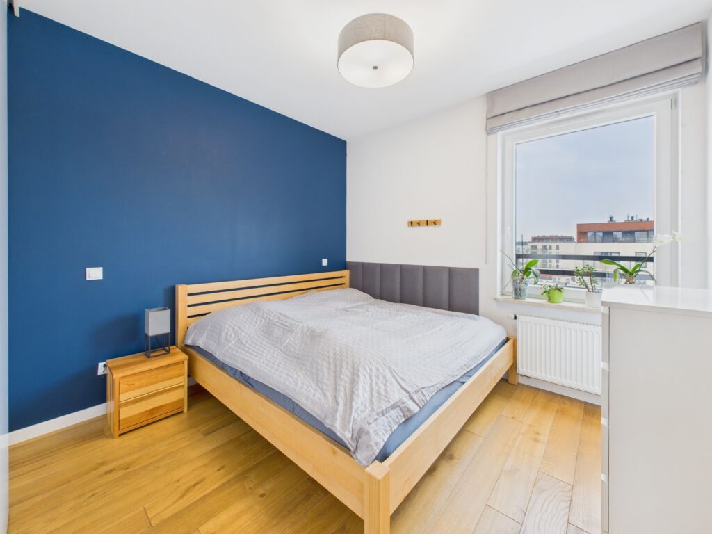 Apartament 94 m2, 4 pokoje, taras, 2 garaże - zdjęcie 10