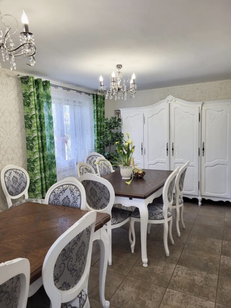 Dom z pięknym ogrodem i dużą działką 1868 m² - zdjęcie 5