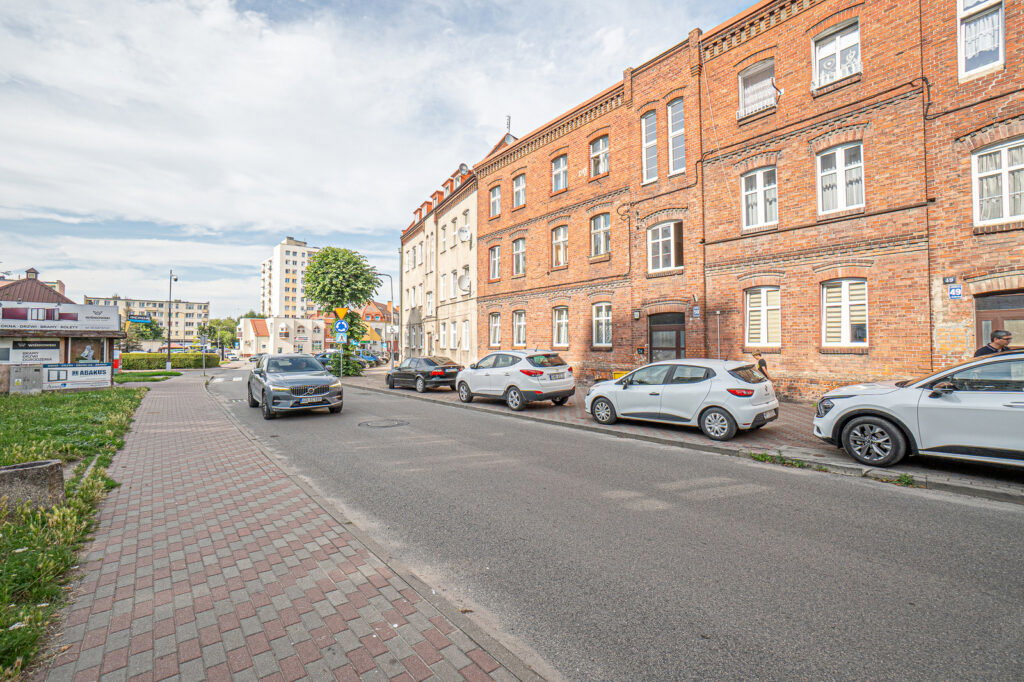 Mieszkanie trzypokojowe Centrum w Malborku - zdjęcie 1