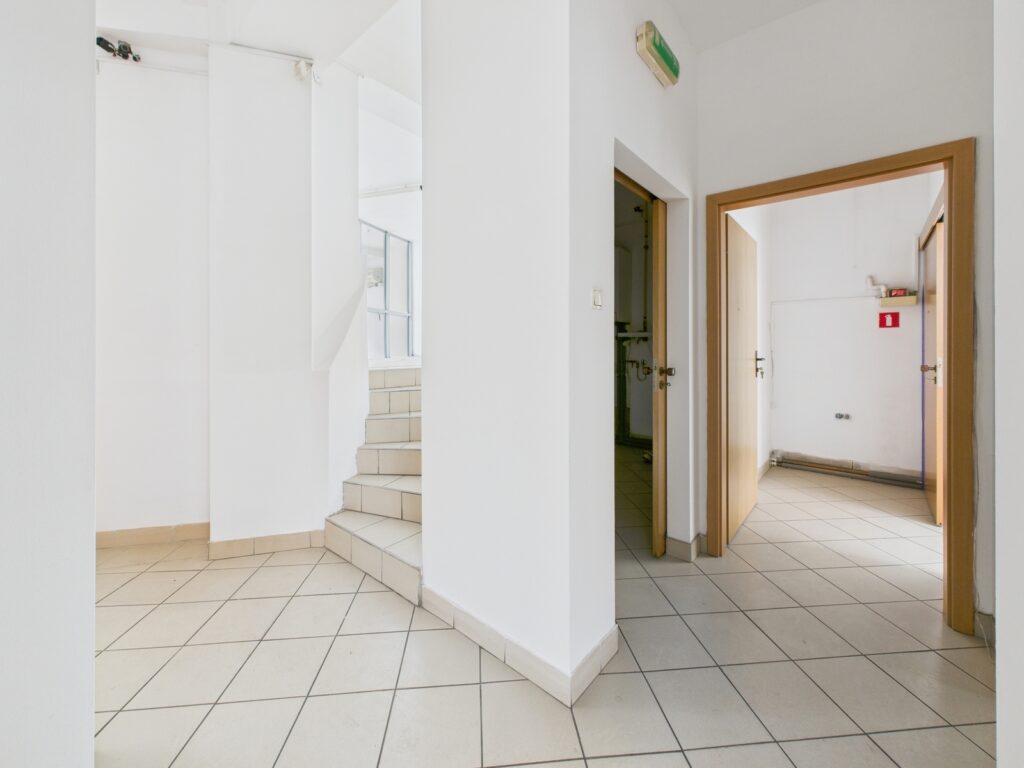Biznes na widoku. 104 m2. - zdjęcie 9
