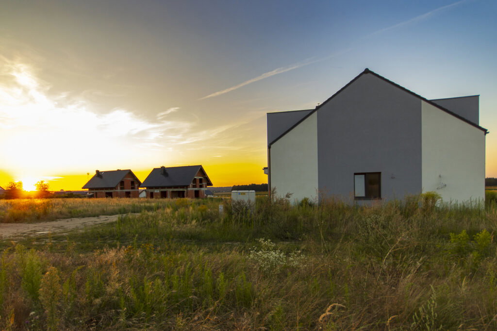 Nowe domy w spokojnej okolicy - dobra cena! - zdjęcie 23