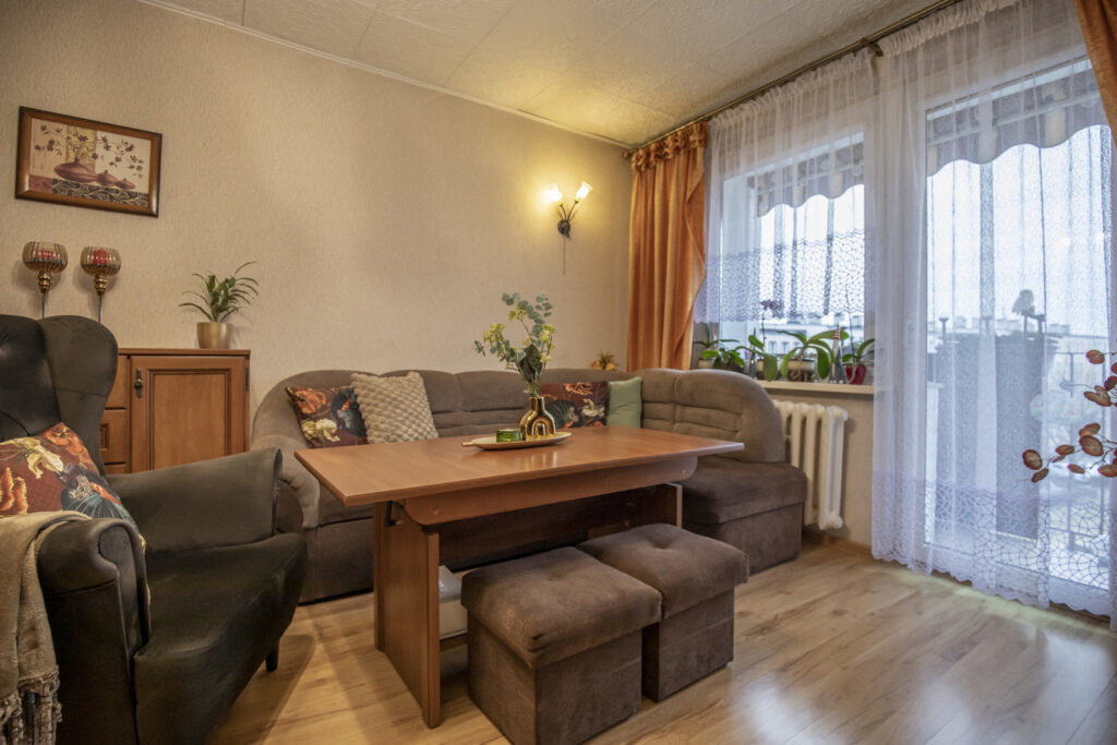 Na sprzedaż trzypokojowe mieszkanie z balkonem - zdjęcie 3