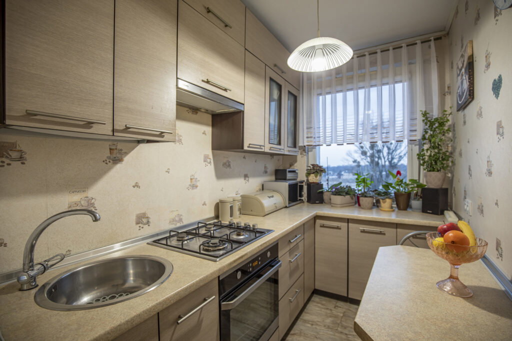 Na sprzedaż trzypokojowe mieszkanie z balkonem - zdjęcie 7