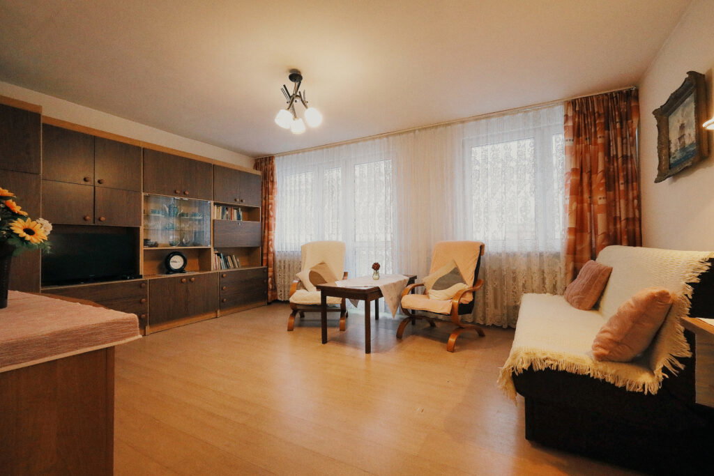 Mieszkanie w centrum miasta na drugim piętrze - zdjęcie 1