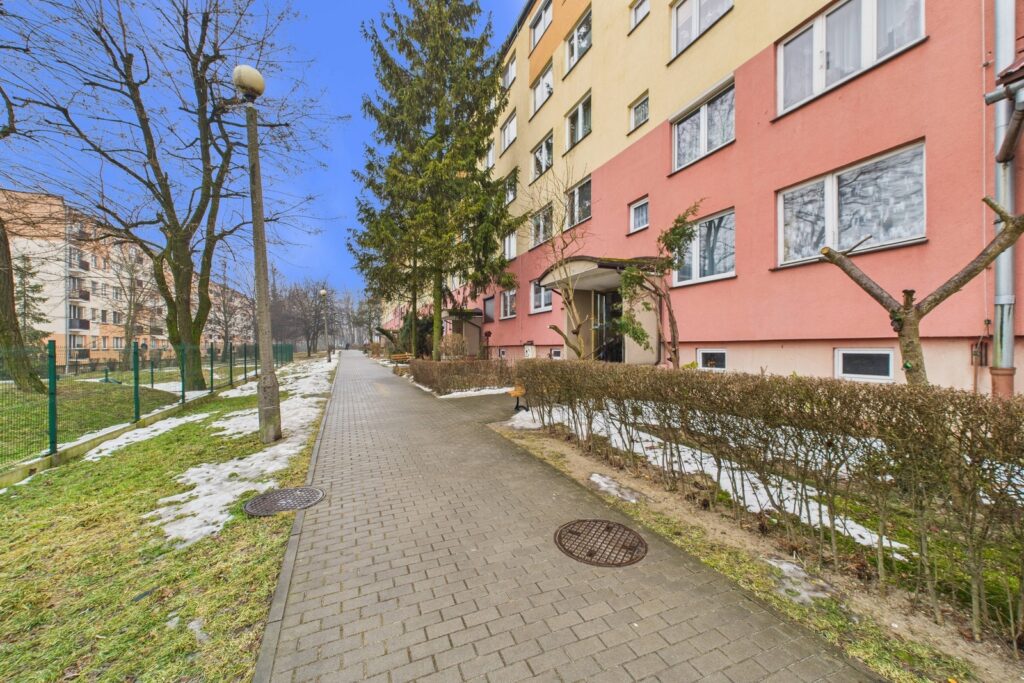 Komfortowe mieszkanie na parterze - zdjęcie 21