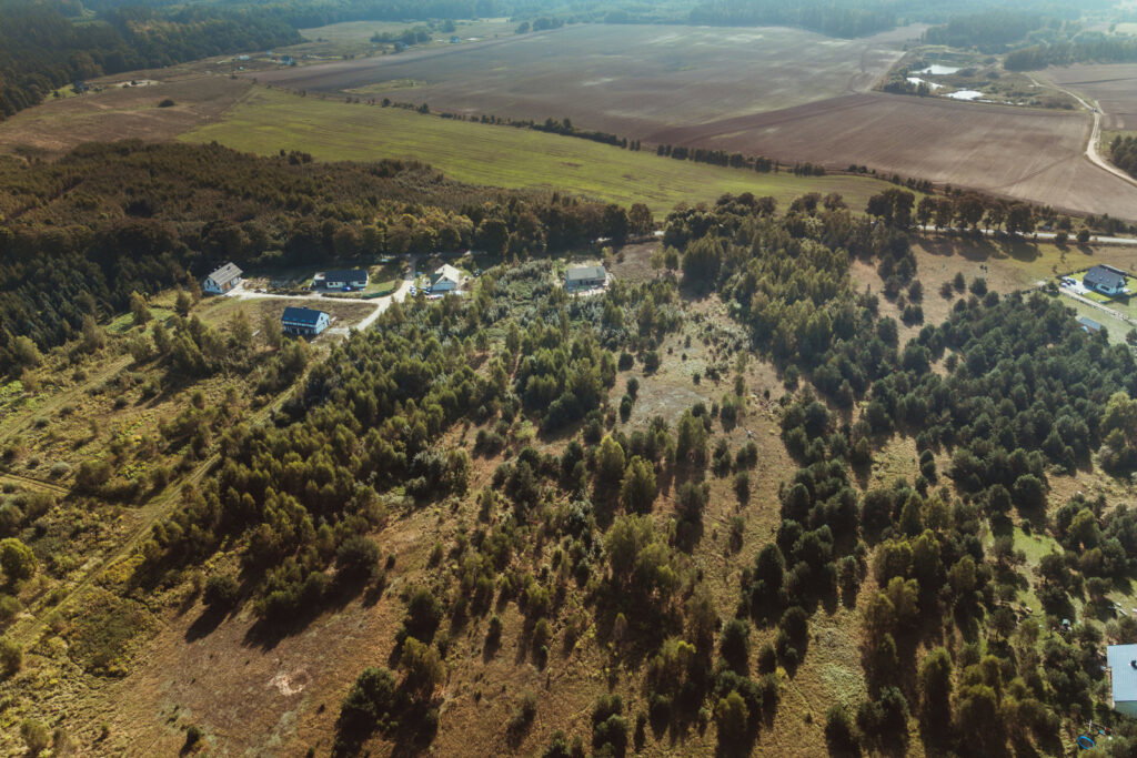Urocza działka budowlana na wzniesieniu ! - zdjęcie 13