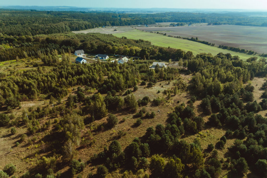 Urocza działka budowlana na wzniesieniu ! - zdjęcie 32
