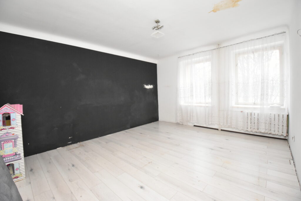 Mieszkanie SW, 4 pokoje, 1 piętro, 88 m2 - zdjęcie 2