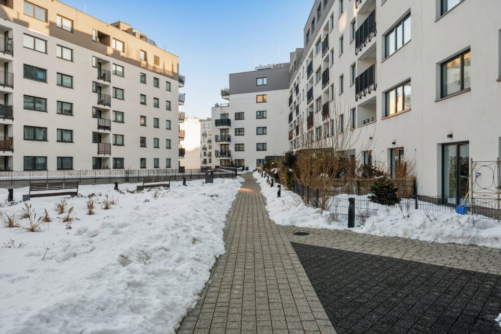 Piękne mieszkanie z ogromnym tarasem Wola - zdjęcie 25