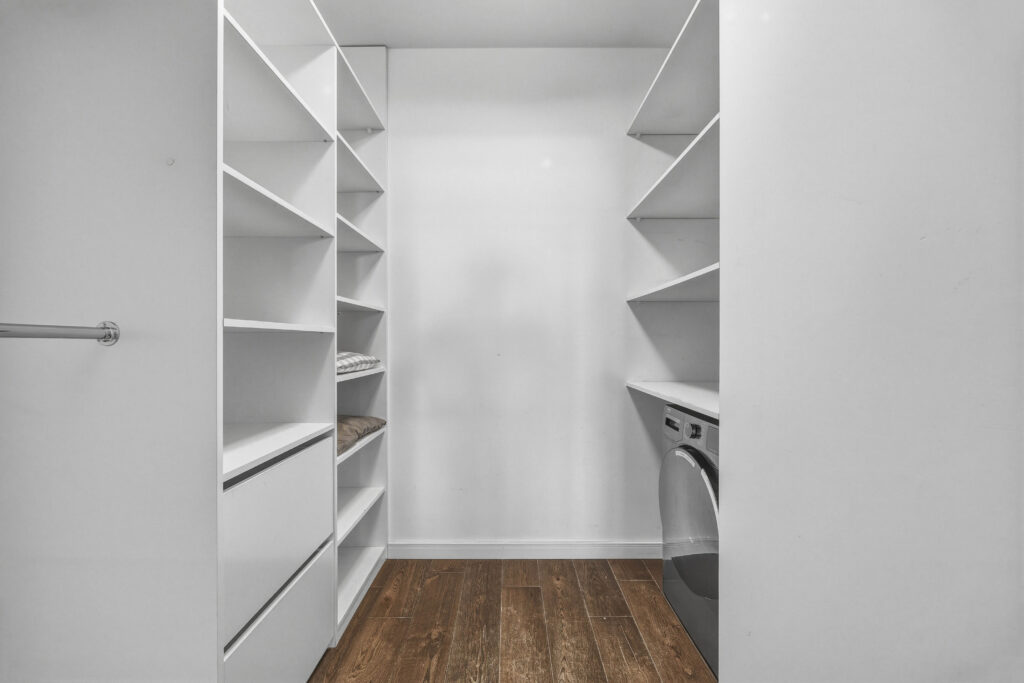 Piękne mieszkanie z ogromnym tarasem Wola - zdjęcie 13