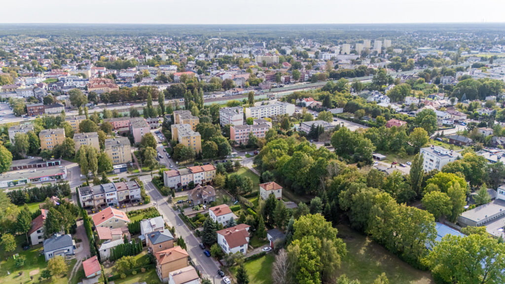 Dom z garażem na 4 auta- Wołomin, blisko Galerii - zdjęcie 25