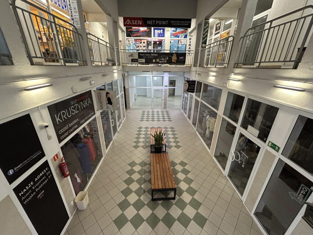 Lokal na parterze w centrum Ełku - zdjęcie 10