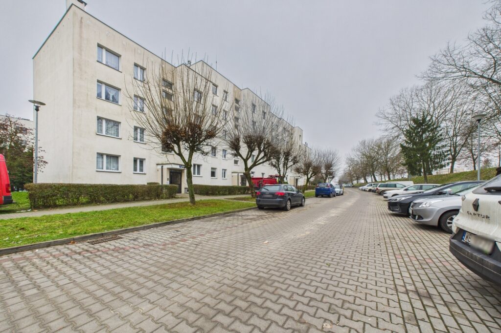 Na sprzedaż 3 pokojowe mieszkanie w Elblągu - zdjęcie 21