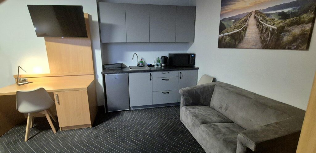 Kawalerka studio Ursynów 30 m2  balkon płd - zdjęcie 2