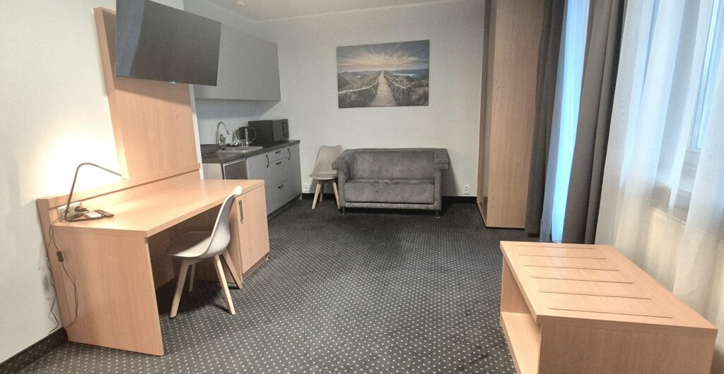 Kawalerka studio Ursynów 30 m2  balkon płd - zdjęcie 3