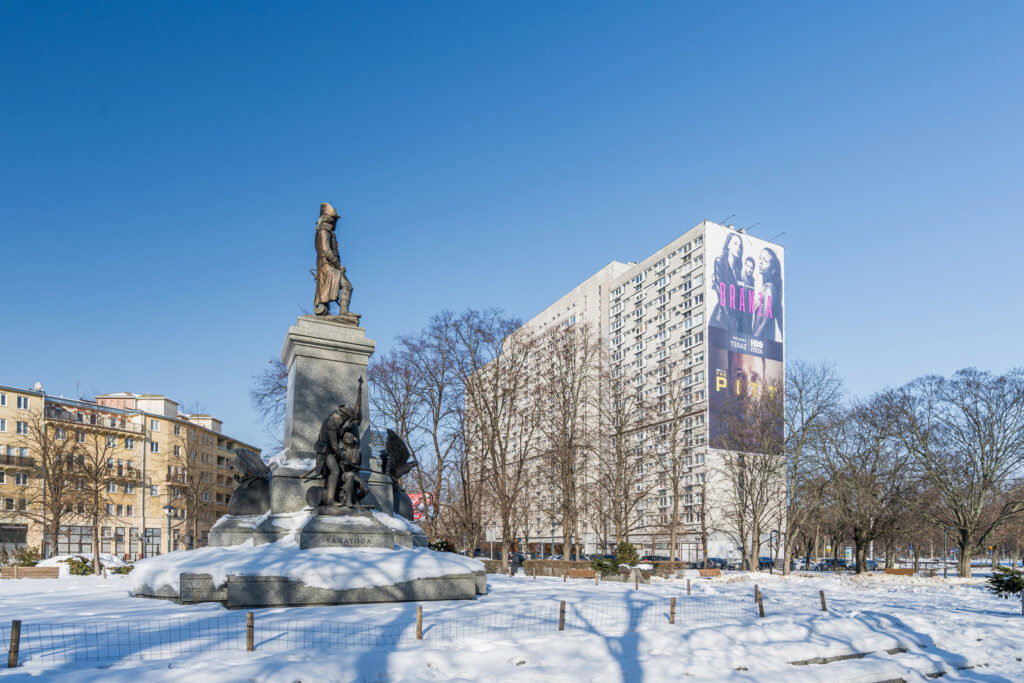 Dwupokojowe mieszkanie z widokiem na Ogród Saski - zdjęcie 11