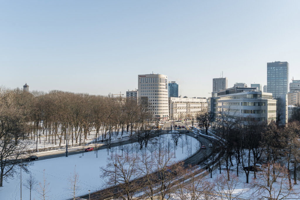 Dwupokojowe mieszkanie z widokiem na Ogród Saski - zdjęcie 9