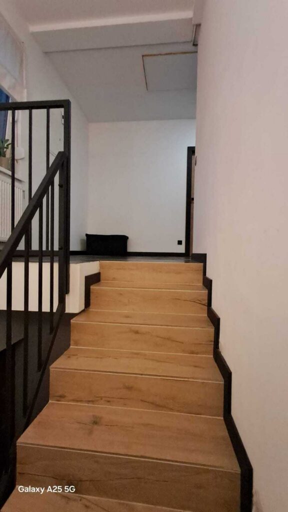 Mieszkanie 3 pokojowe plus poddasze 55m2 - zdjęcie 9