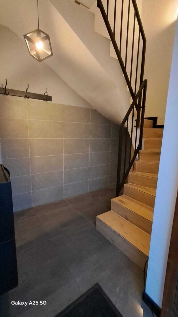 Mieszkanie 3 pokojowe plus poddasze 55m2 - zdjęcie 8