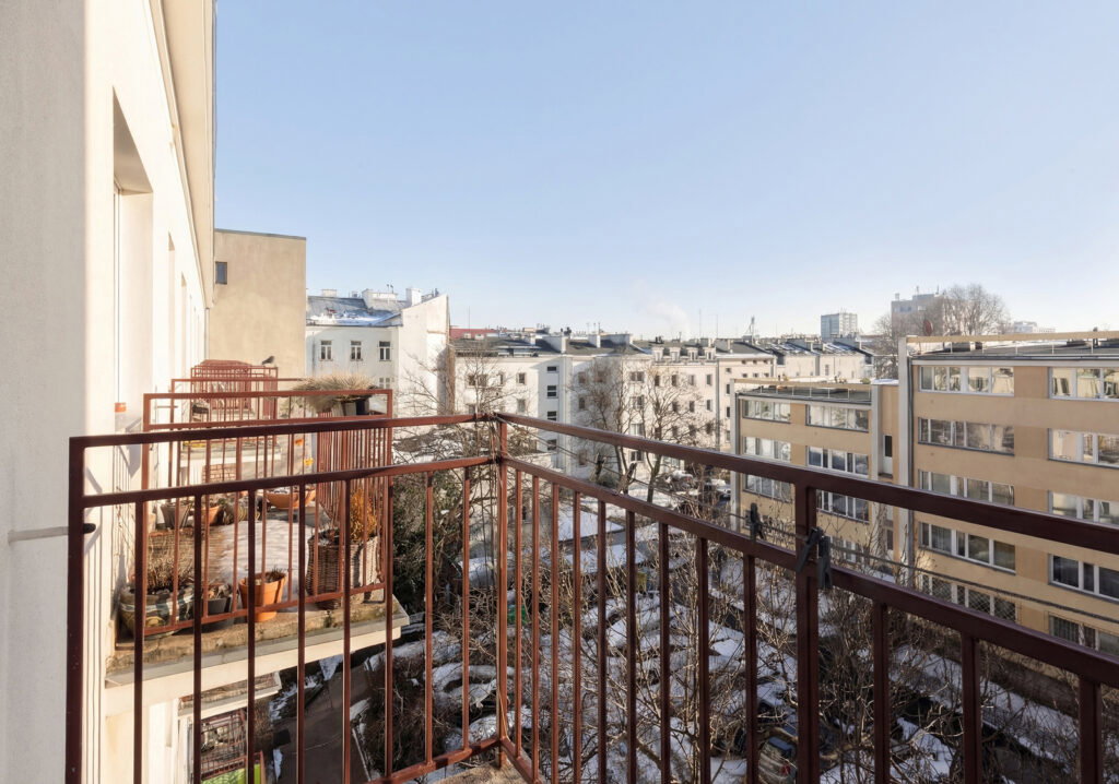 Mieszkanie w kamienicy w sercu Starego Mokotowa - zdjęcie 10