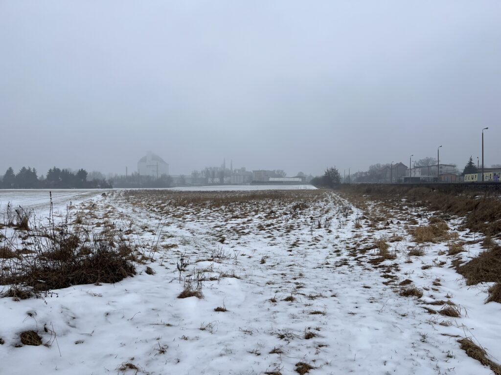 Działka inwestycyjna  pod działalność gospodarczą - zdjęcie 3