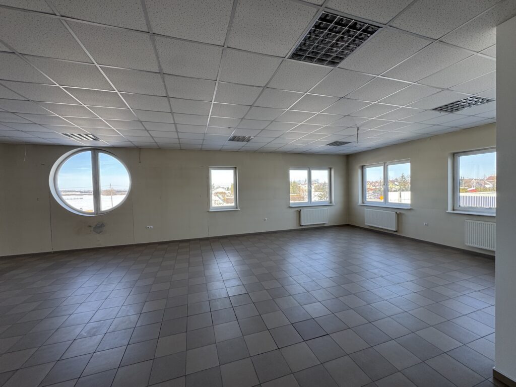 Lokal do wynajęcia 122 m2 - zdjęcie 16