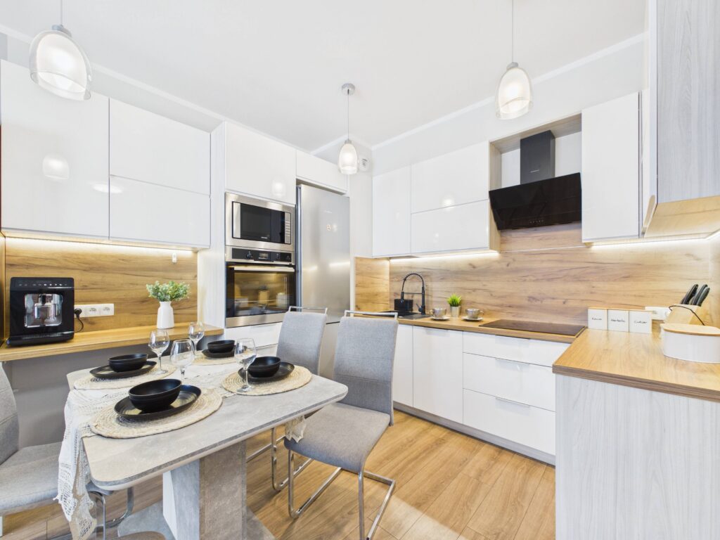 AURORA! 2-pokojowe mieszkanie z garażem w cenie - zdjęcie 1