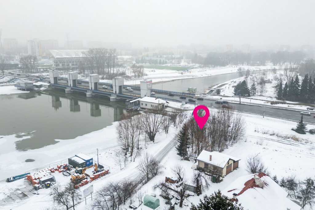 Działka przy plaży nad Wisłokiem 487 m² - zdjęcie 1