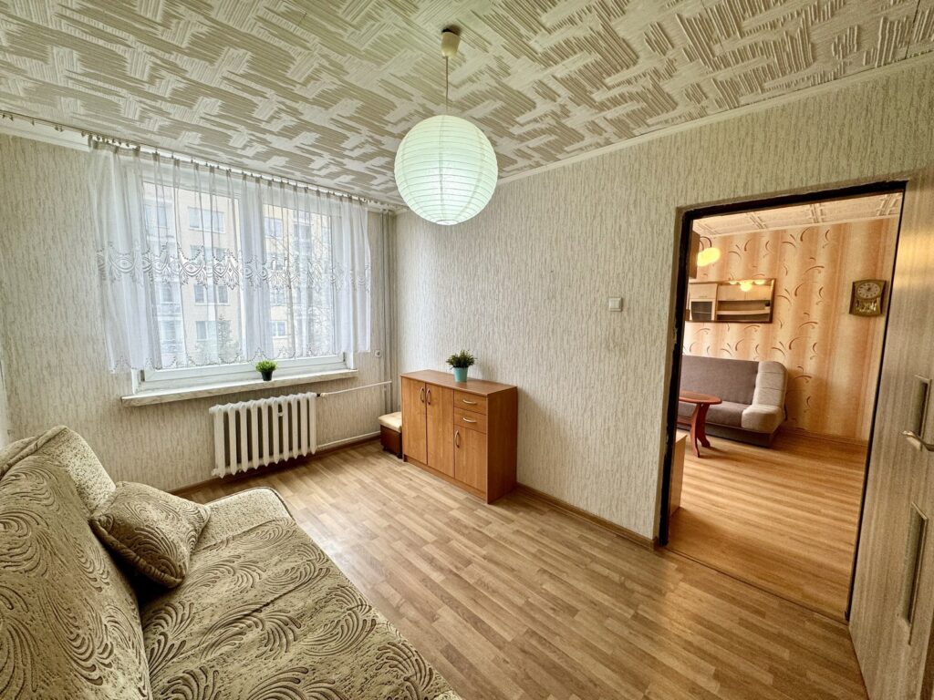 1 piętro - 2 pokoje - os. Sikornik - zdjęcie 3