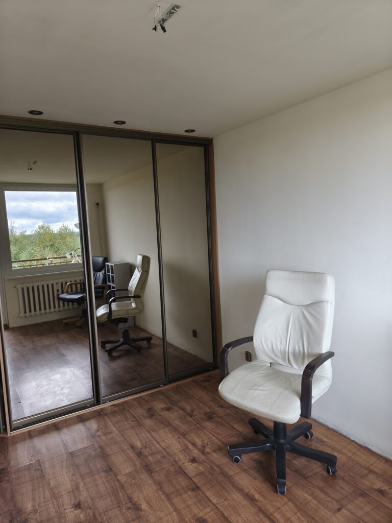 dostępne od zaraz, 2 pokoje, dobra lokalizacja - zdjęcie 12