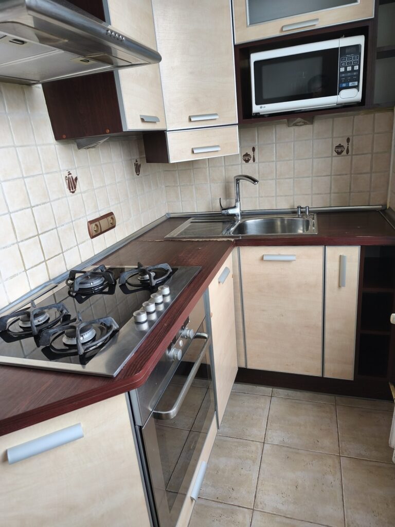 dostępne od zaraz, 2 pokoje, dobra lokalizacja - zdjęcie 16