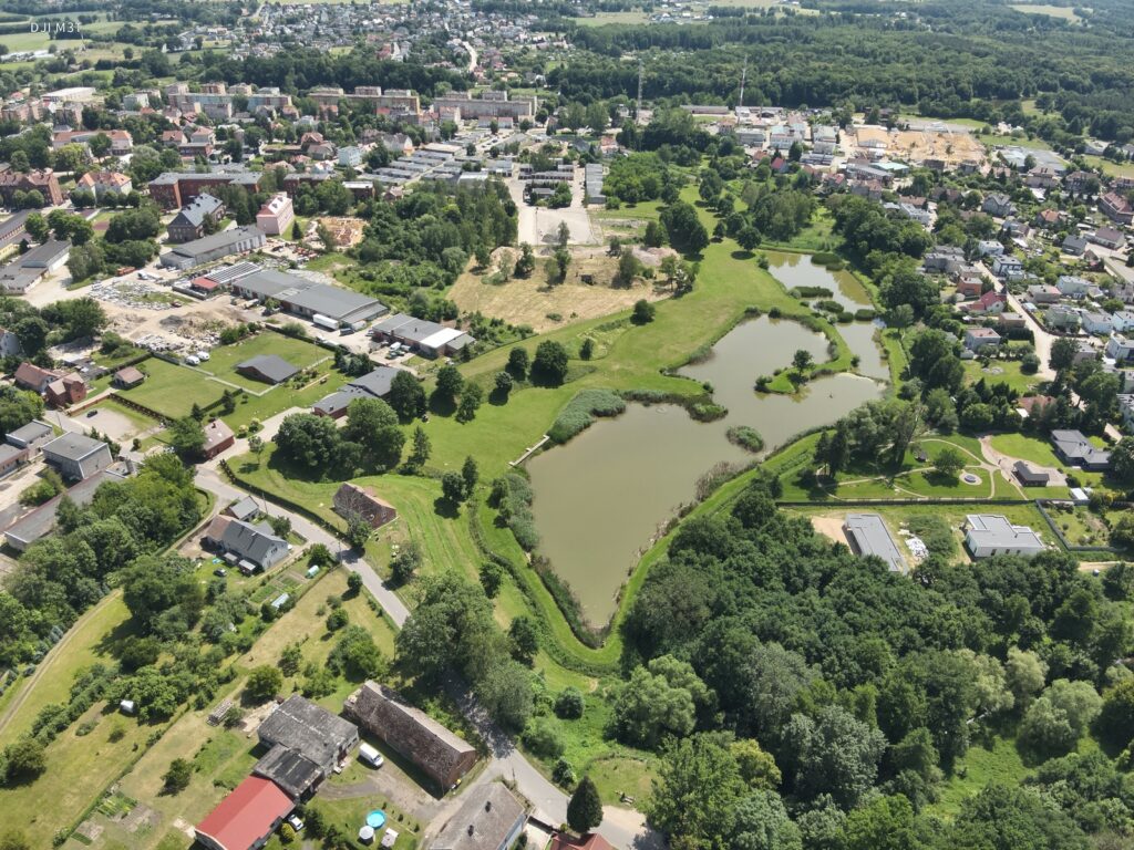 Centrum  6,5 ha Szprotawy / zabudowane/działki - zdjęcie 1