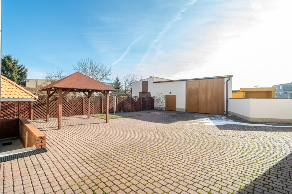 Smart Home + biuro + garaż | 346 m² - zdjęcie 1