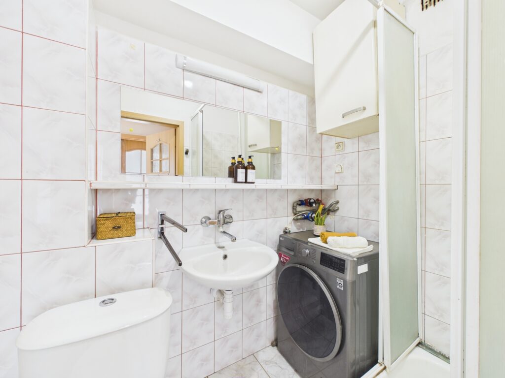 Mieszkanie 3 pokojowe w doskonałej lokalizacji - zdjęcie 13