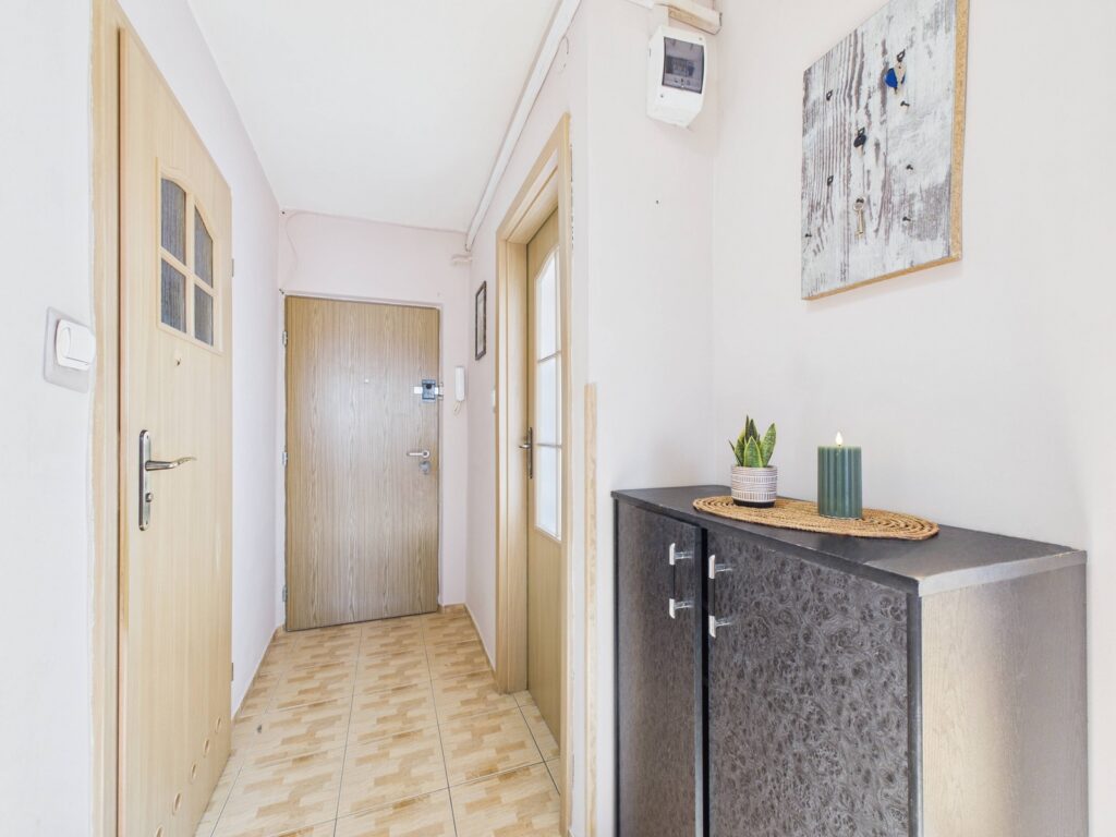 Mieszkanie 3 pokojowe w doskonałej lokalizacji - zdjęcie 8