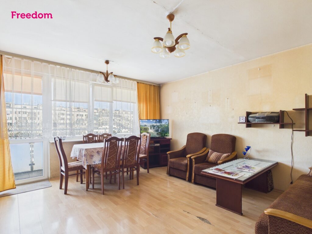 3 pok., 68m² Metro 6 min Andersena 6 | Do remontu - zdjęcie 1