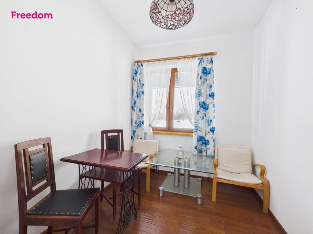 Dom wolnostojący pod Krakowem z działką widokową - zdjęcie 9