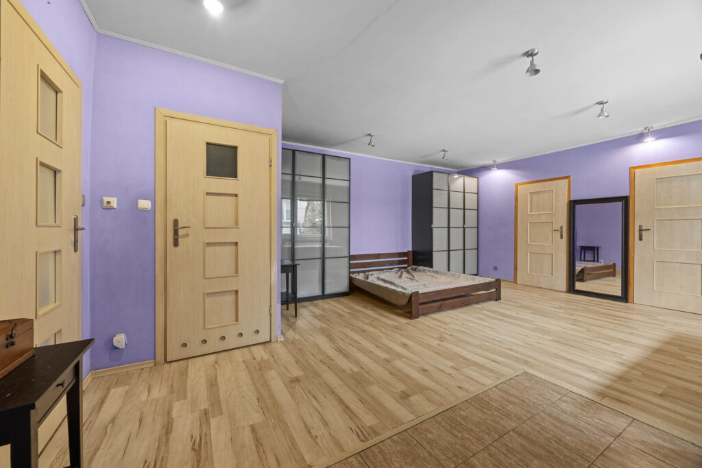 Oficyna 67m² + działka 200m² - zdjęcie 3