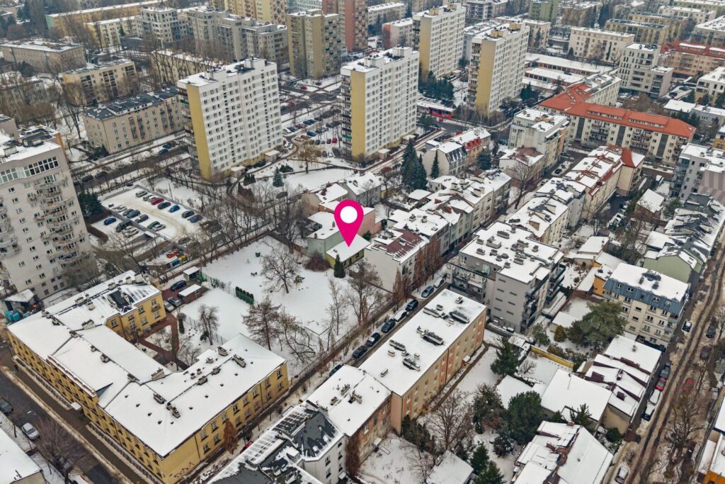 Oficyna 67m² + działka 200m² - zdjęcie 1