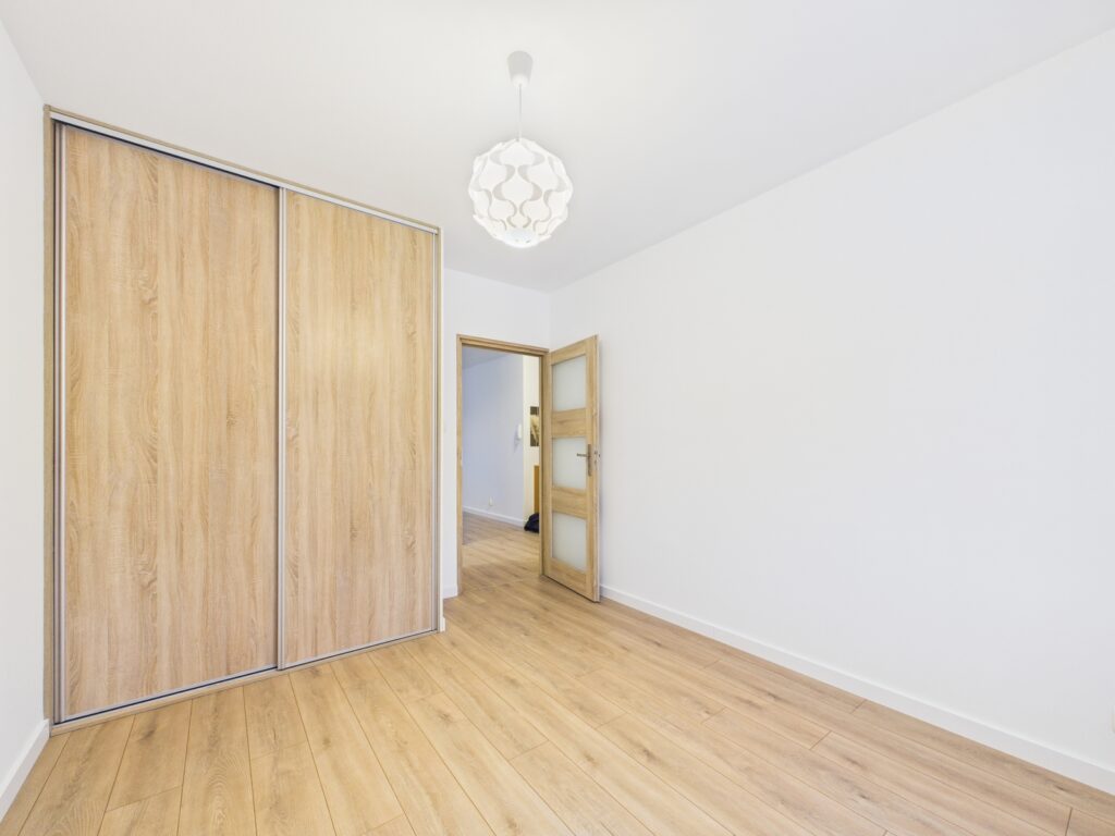 Komfortowe, dwustronne 2-pokojowe mieszkanie - zdjęcie 9