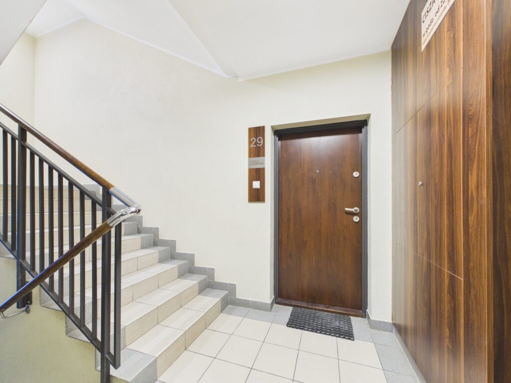 Komfortowe, dwustronne 2-pokojowe mieszkanie - zdjęcie 14