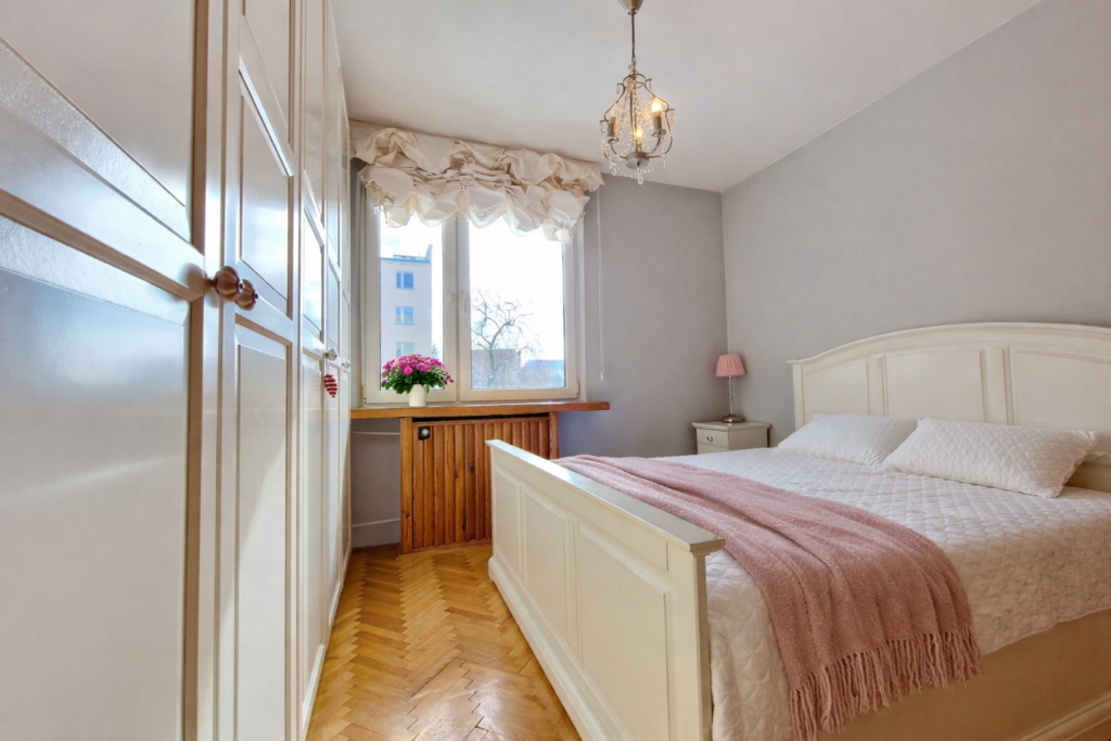 3 pok. mieszkanie na 1 piętrze ul. Księcia Witolda - zdjęcie 2